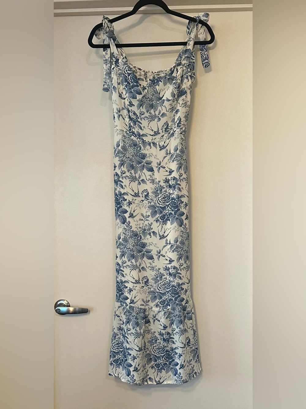 Reformation Nikita Dress in Pompadour. Size 6. Pristine condition - Picture 9 of 15